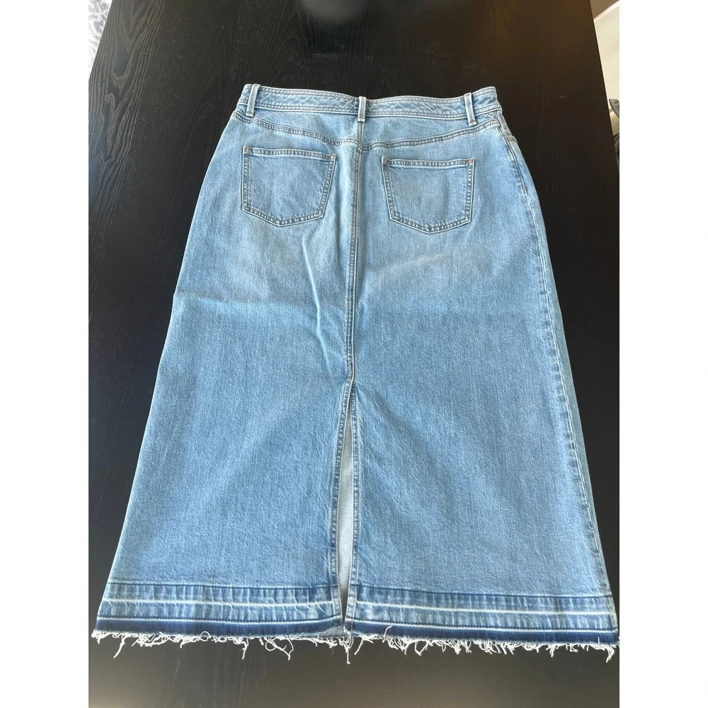 Talbots Denim Midi Skirt Light Wash Raw Hem Fringed Back Vent Womens Size 12 - Picture 2 of 4